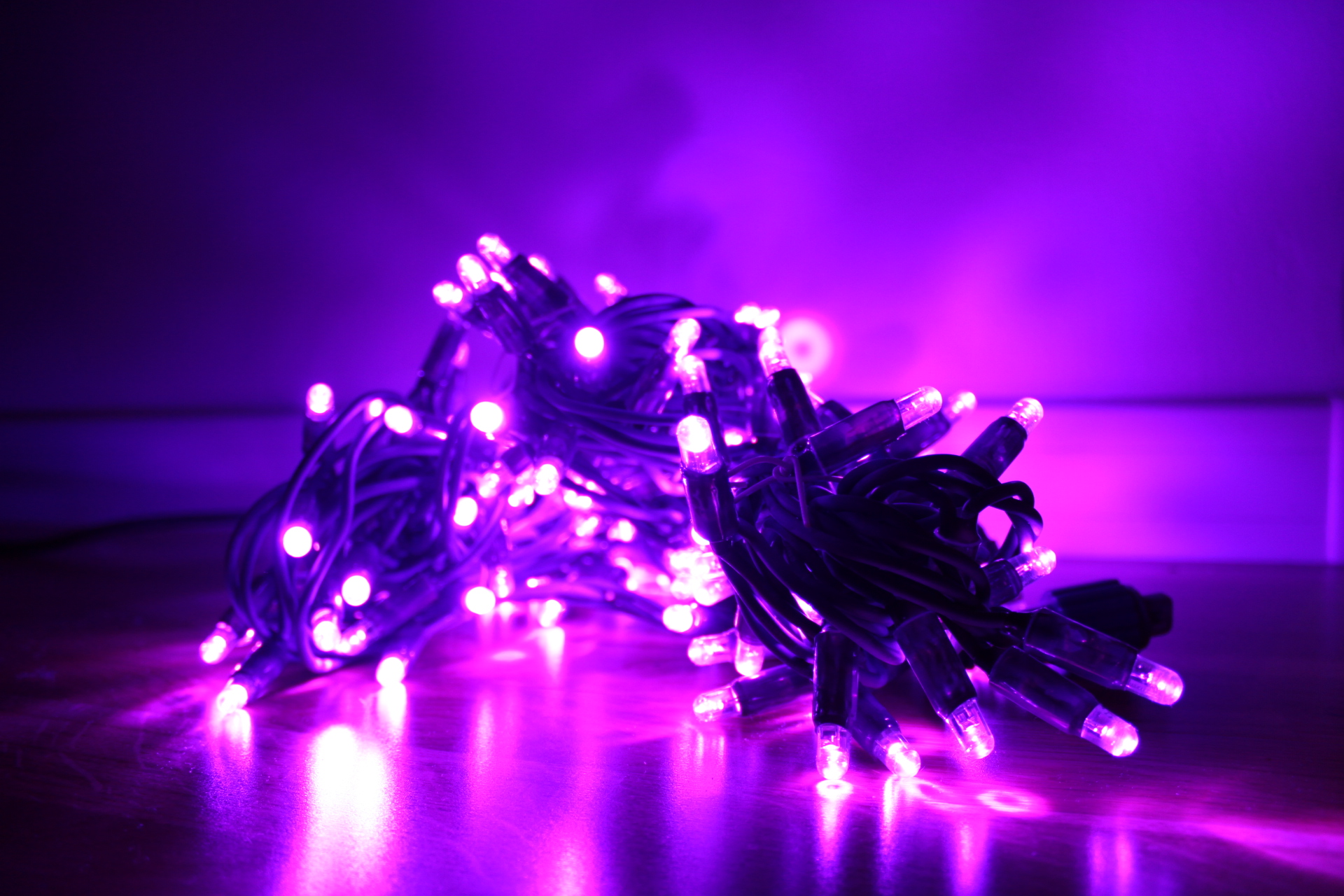 LED řetěz fialová, fialová LED 3 x 4m (180 LED)